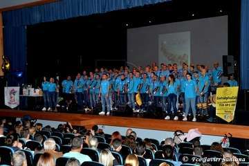 Presentación con éxito de la murga teldense Las Golisnionas (Foto Francisco Javier Santana)